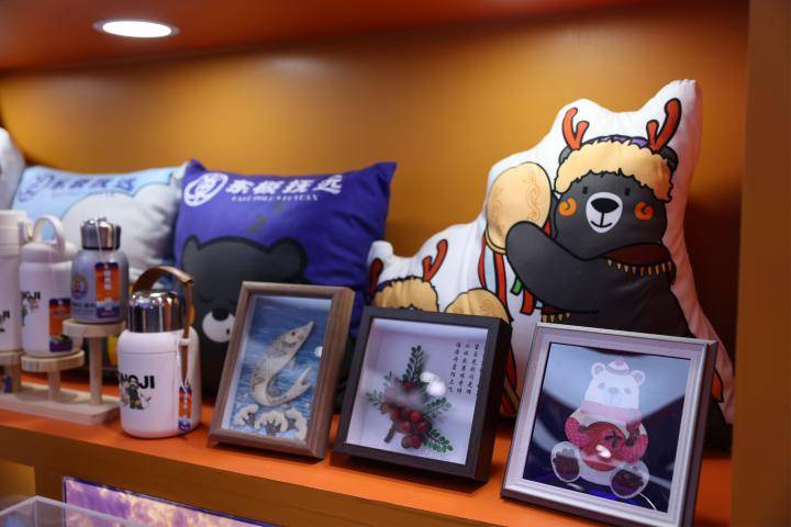 日出东方 福聚龙江 抚远市特色展品亮相哈洽会